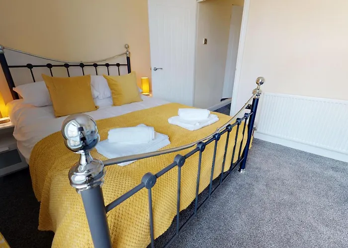 Apartment Stayzo Westminster Stylish House Bradford (West Yorkshire)